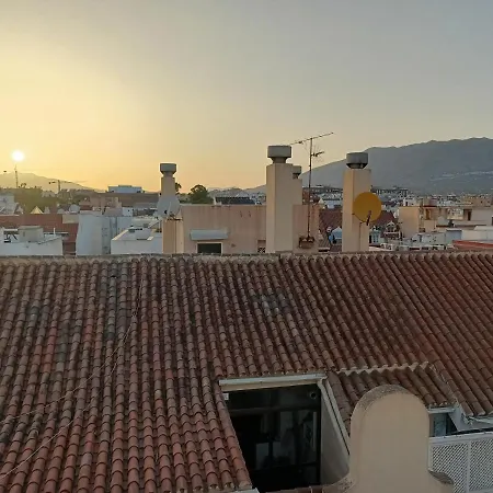 Coqueto Apartamento En Playa-centro De *